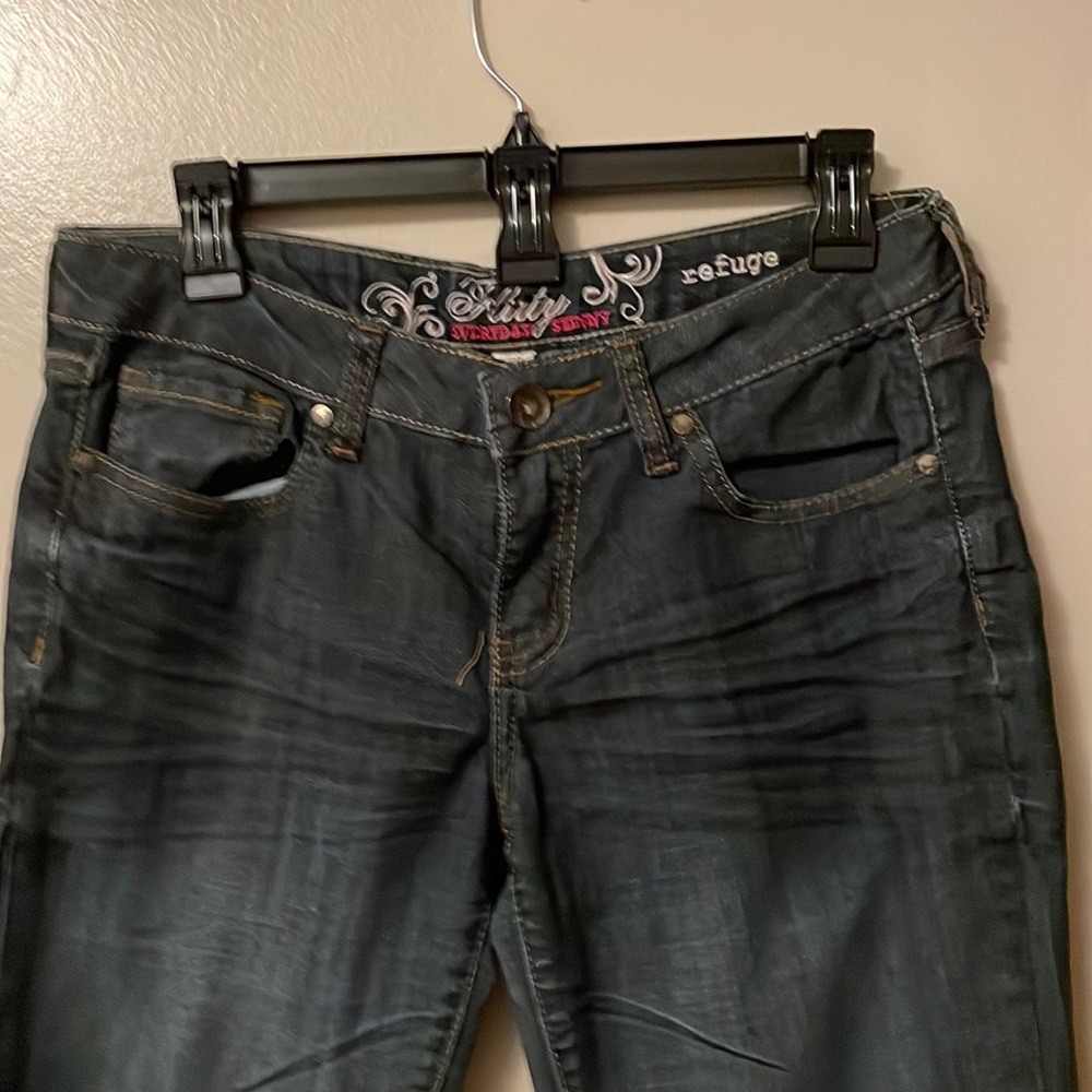Refuge Flirty Everyday Skinny Jeans